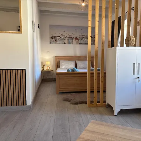 アパート Escapade En Auvergne - Centre Historique - 3 Personnes *